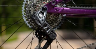 Rift Zone XR AXS derailleur detail.